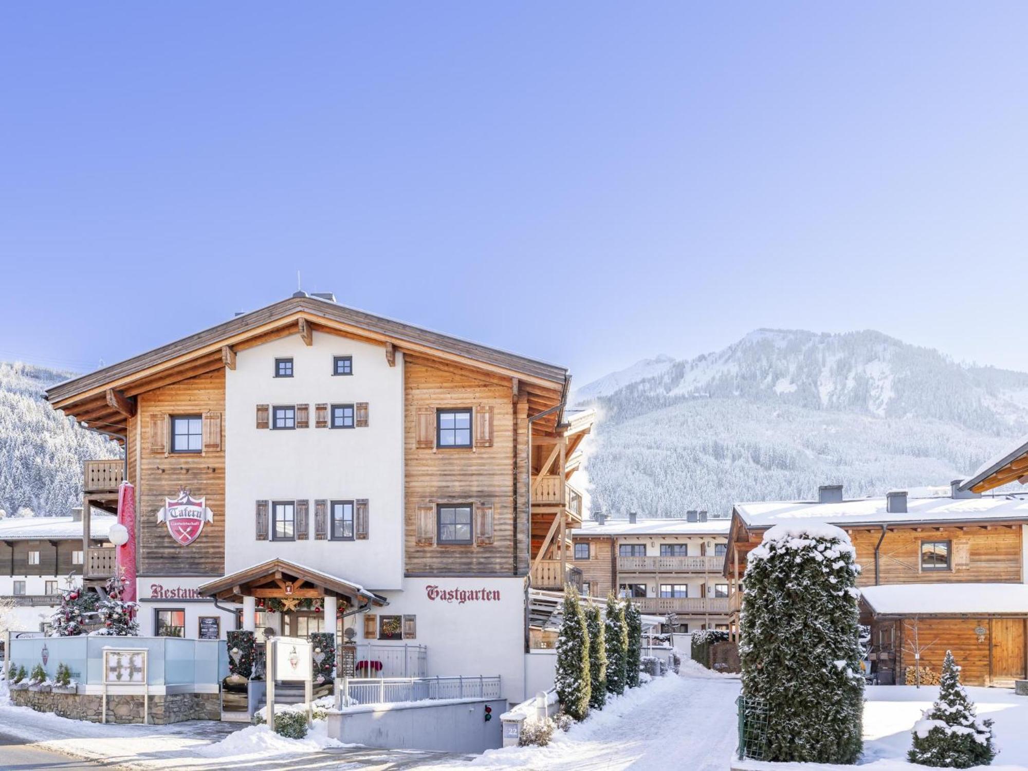 Arieke E10 Apartment Kaprun Bagian luar foto