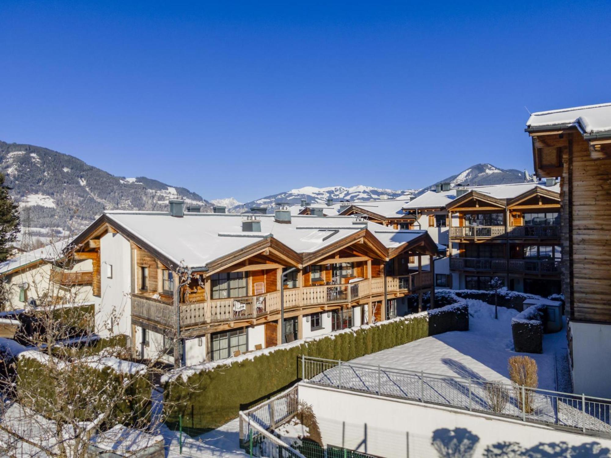 Arieke E10 Apartment Kaprun Bagian luar foto